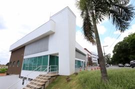 Guazzelli Arquitetura & Construção - a+ Medina Diagnóstica Braz Leme 
